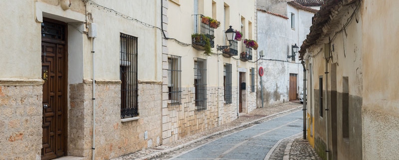 como eliminar la humedad de una casa antigua